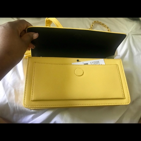 DKNY PURSE - Picture 2 of 3